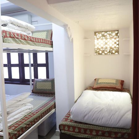 The Mama Hotel - Rooms And Dormitory Udaipur Extérieur photo