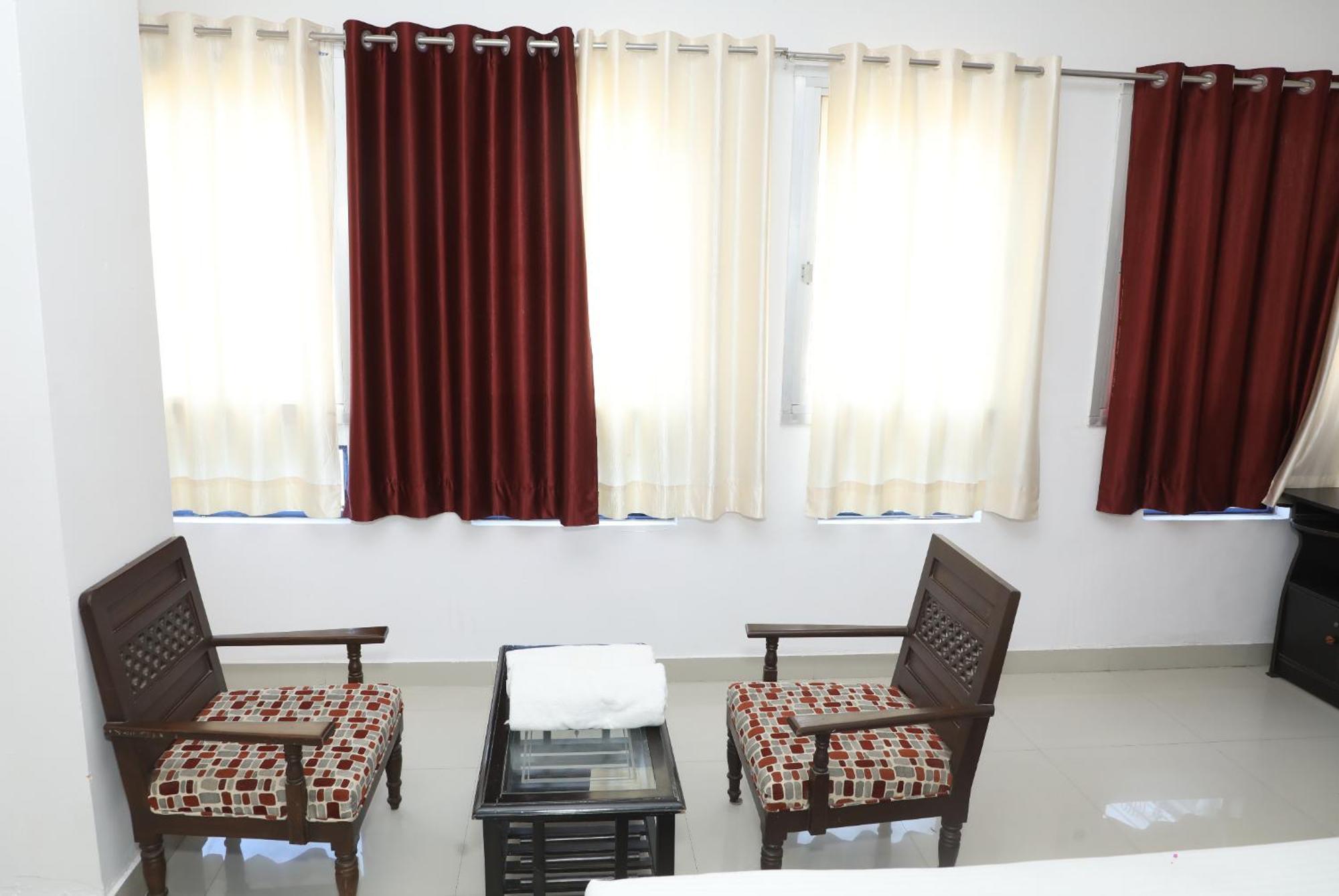 The Mama Hotel - Rooms And Dormitory Udaipur Extérieur photo