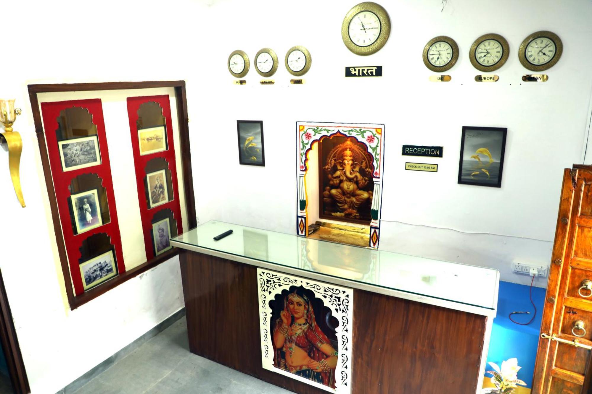 The Mama Hotel - Rooms And Dormitory Udaipur Extérieur photo