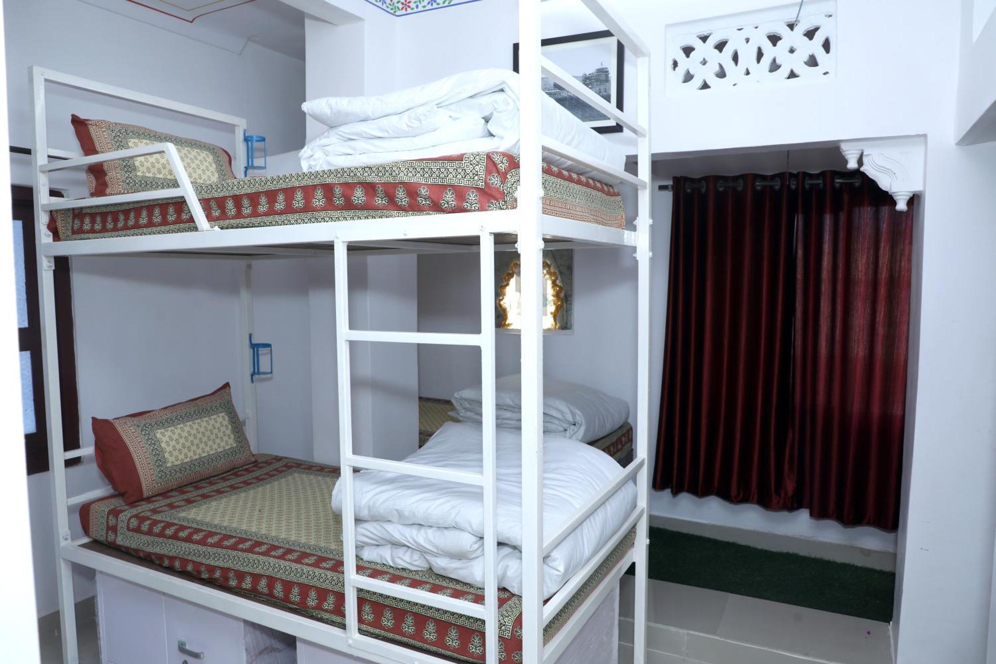 The Mama Hotel - Rooms And Dormitory Udaipur Extérieur photo