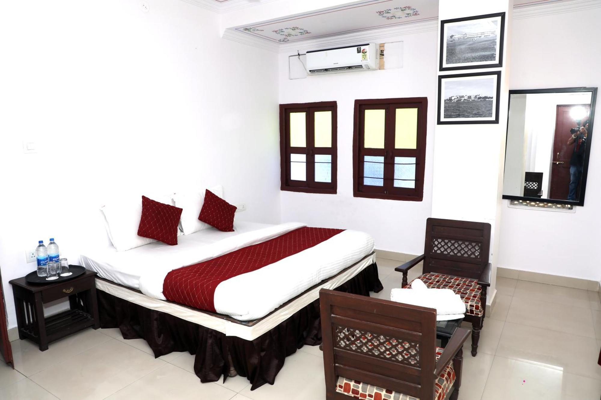 The Mama Hotel - Rooms And Dormitory Udaipur Extérieur photo
