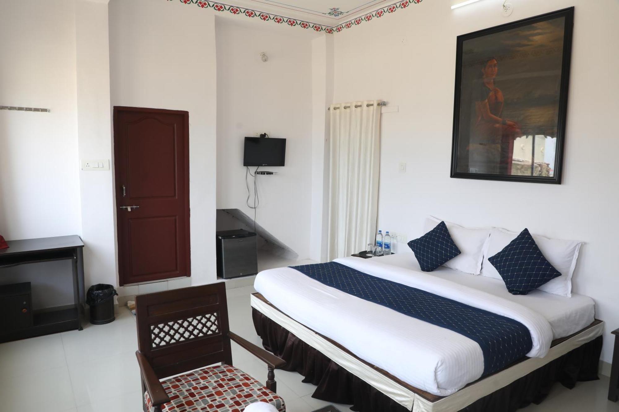 The Mama Hotel - Rooms And Dormitory Udaipur Extérieur photo